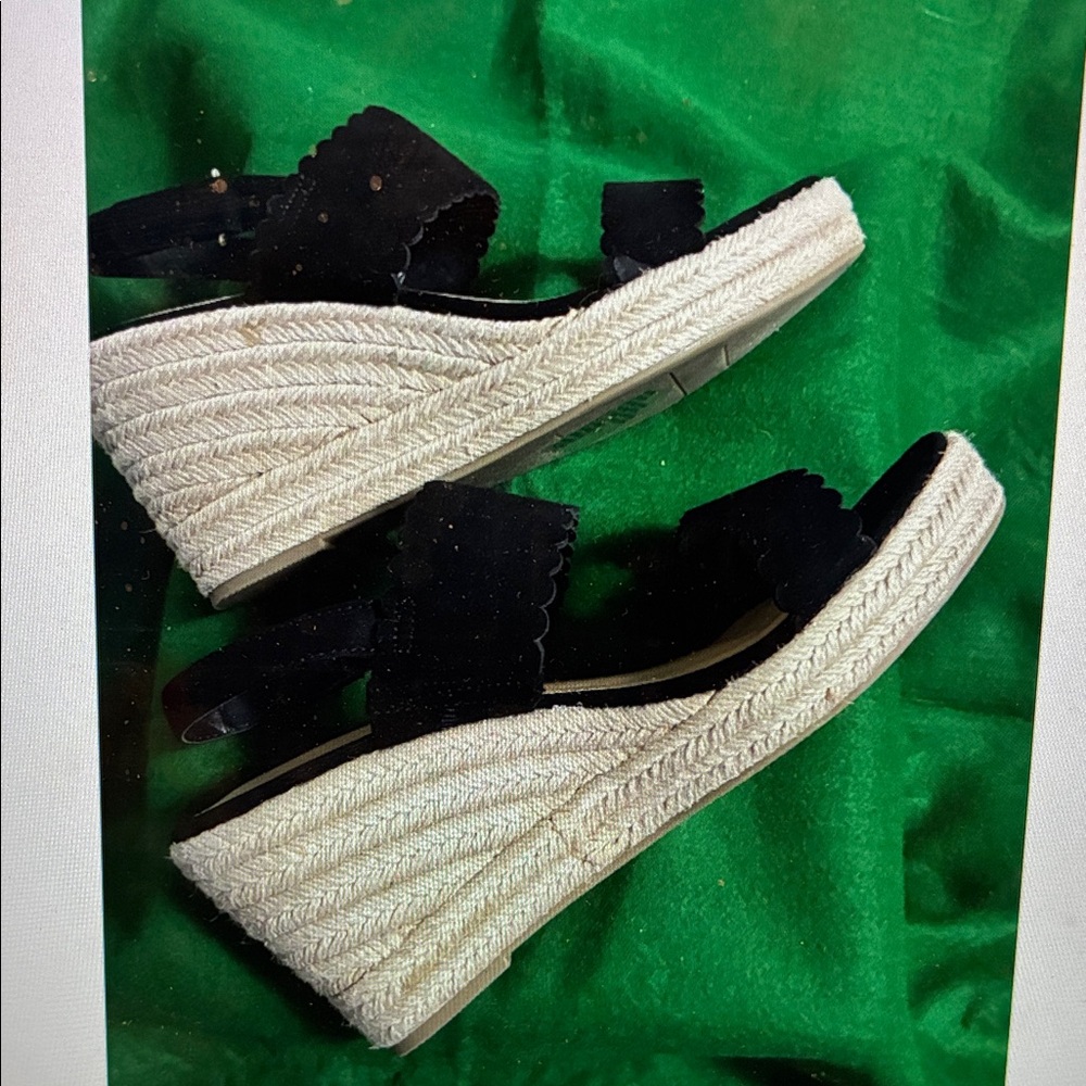 LC Lauren Conrad Cactusflower Wedge Black Scalloped Women's Sandals 8.5 NWT - Picture 3 of 11